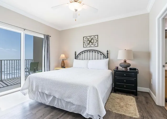 Crystal Shores West 704 By Youngs Suncoast Apartment