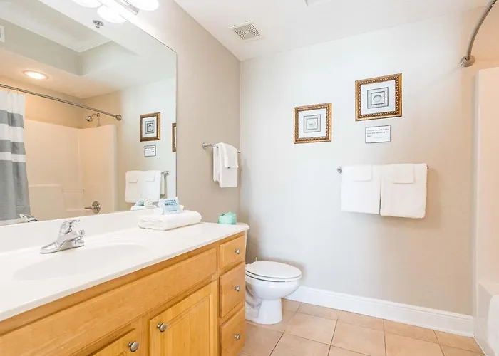 Apartment Crystal Shores West 704 By Youngs Suncoast