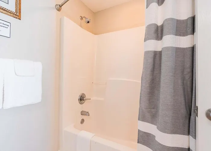 Crystal Shores West 704 By Youngs Suncoast Gulf Shores