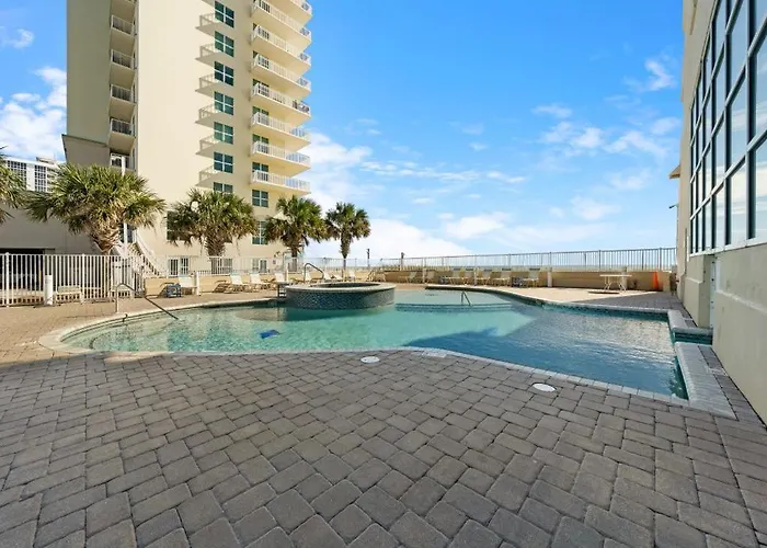 Apartment Crystal Shores West 704 By Youngs Suncoast *